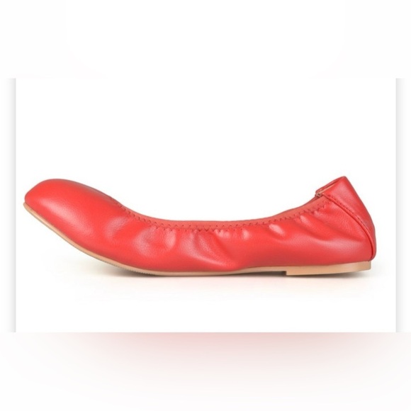 JOURNEE COLLECTION Womens Red Scrunch Style Lindy Round Toe Slip On Flats 8M - Picture 2 of 10